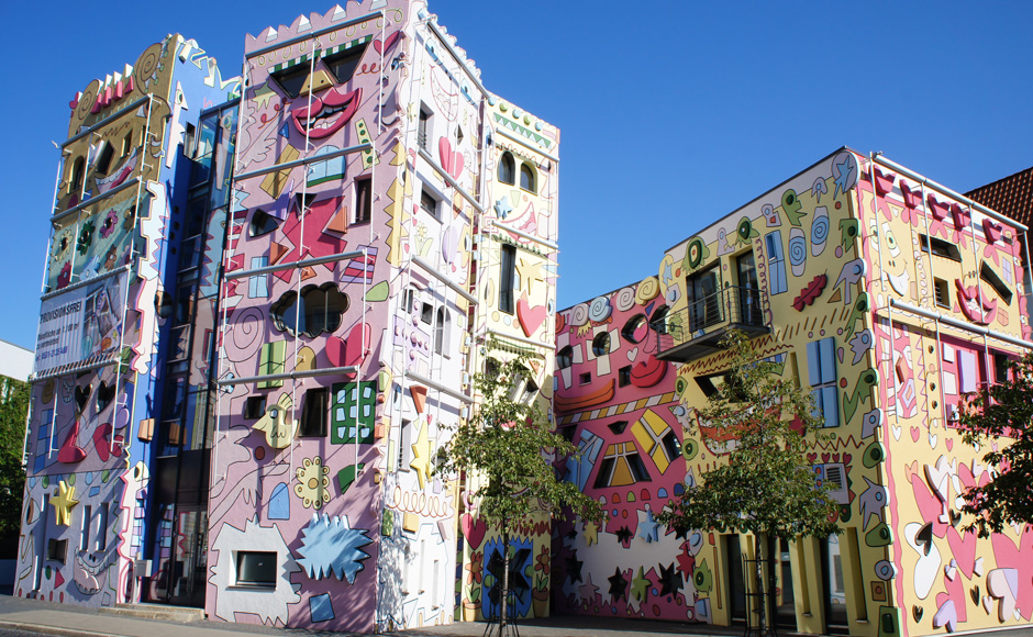 Rizzi Haus Architektur Braunschweig Fassadenmalerei Buntes aus